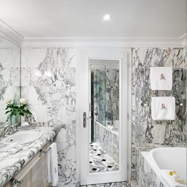 Salle de Bain chambre superieure 3